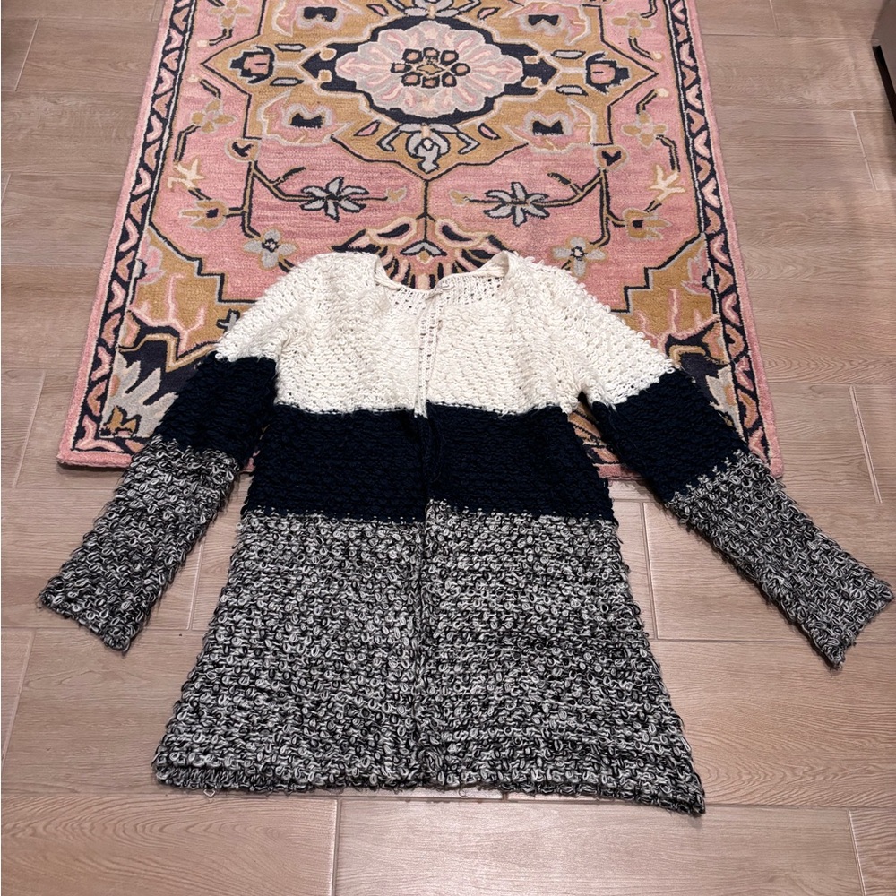 Hem and Thread Cardigan Size M